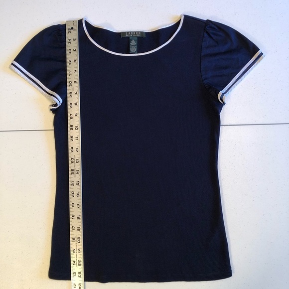 Lauren Ralph Lauren Navy Short Sleeve Top with White Accents Size M - Picture 4 of 7